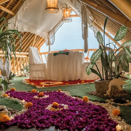 Penida Bambu Green Suites