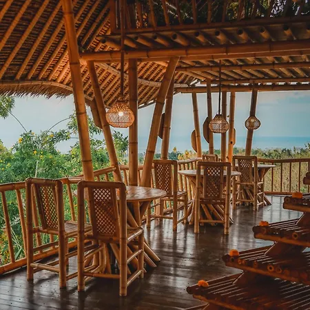 Penida Bambu Green Suites