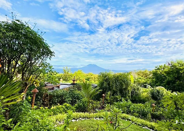 Konukevi Penida Bambu 3*