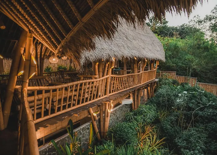 بيت ضيافة Penida Bambu 3*